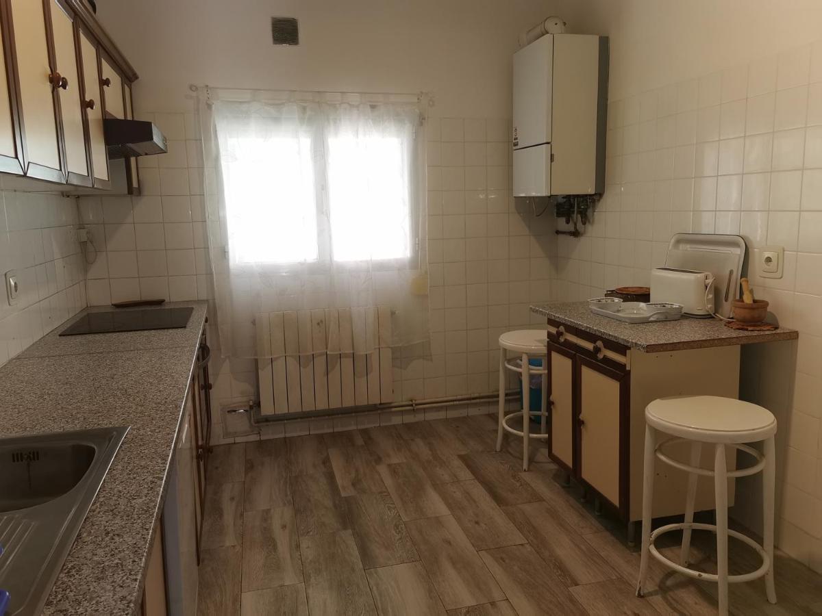 Villa "Luna De Segovia" Leganés Εξωτερικό φωτογραφία