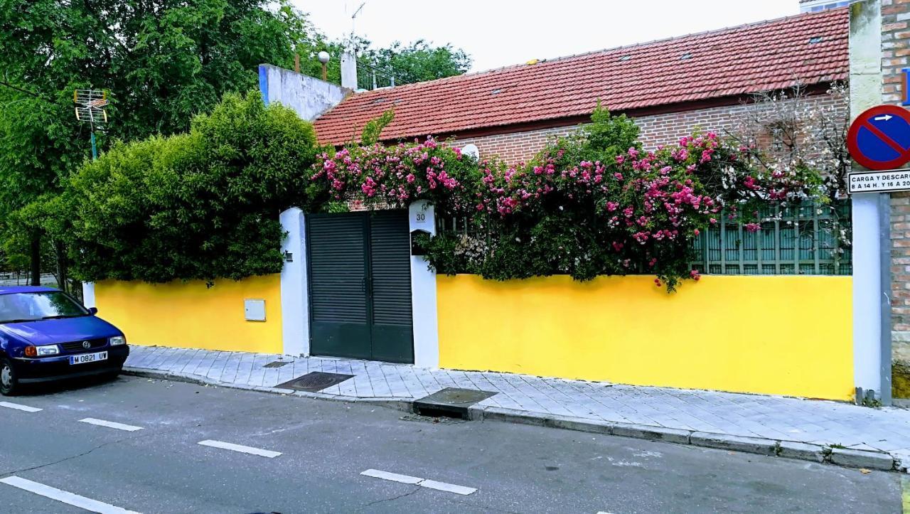 Villa "Luna De Segovia" Leganés Εξωτερικό φωτογραφία