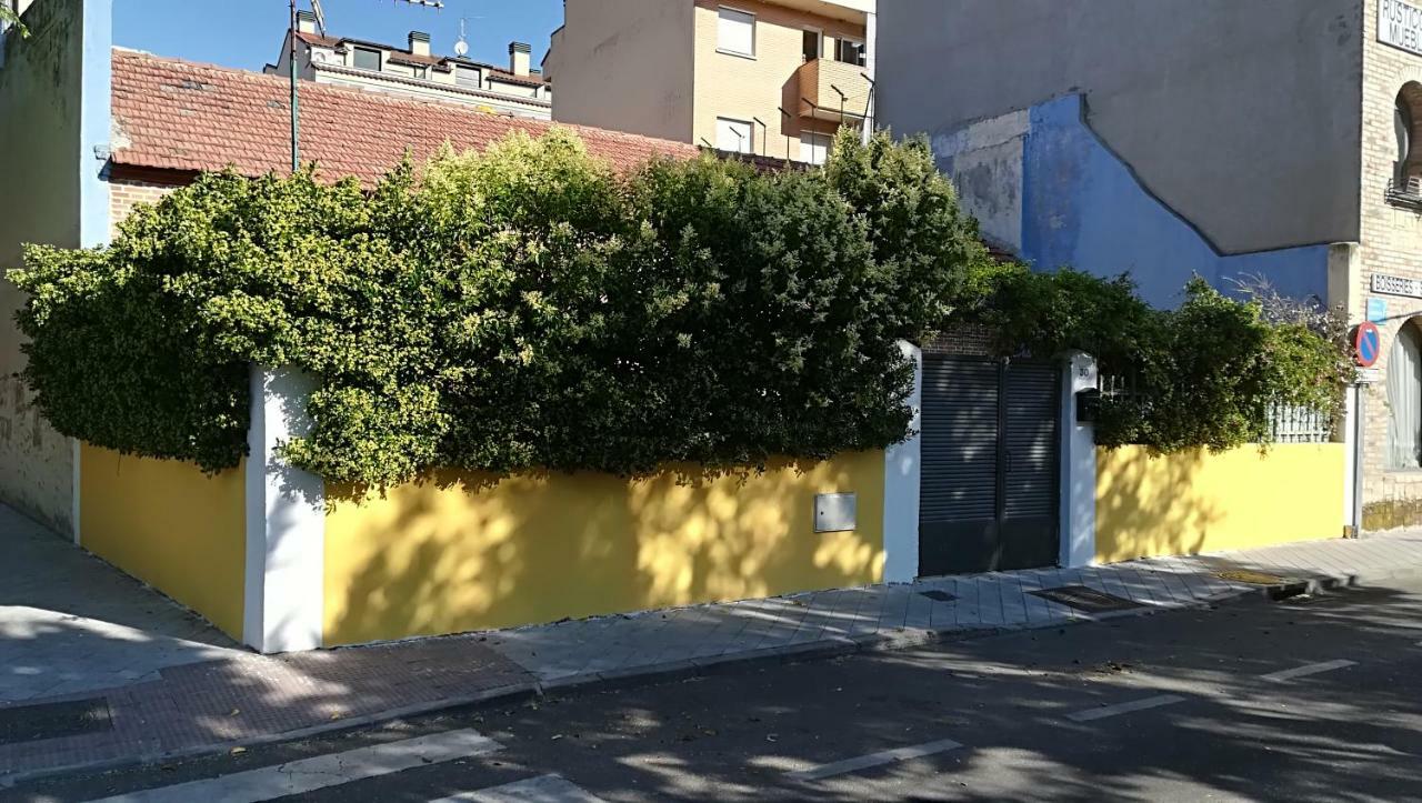 Villa "Luna De Segovia" Leganés Εξωτερικό φωτογραφία