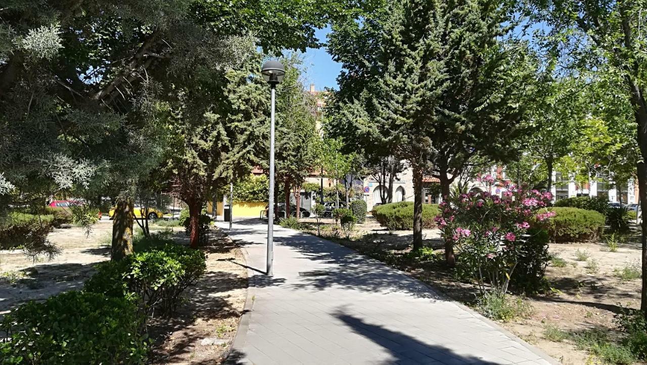 Villa "Luna De Segovia" Leganés Εξωτερικό φωτογραφία