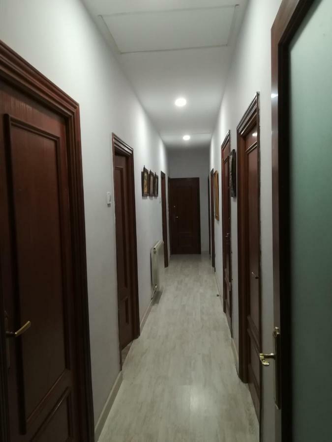 Villa "Luna De Segovia" Leganés Εξωτερικό φωτογραφία
